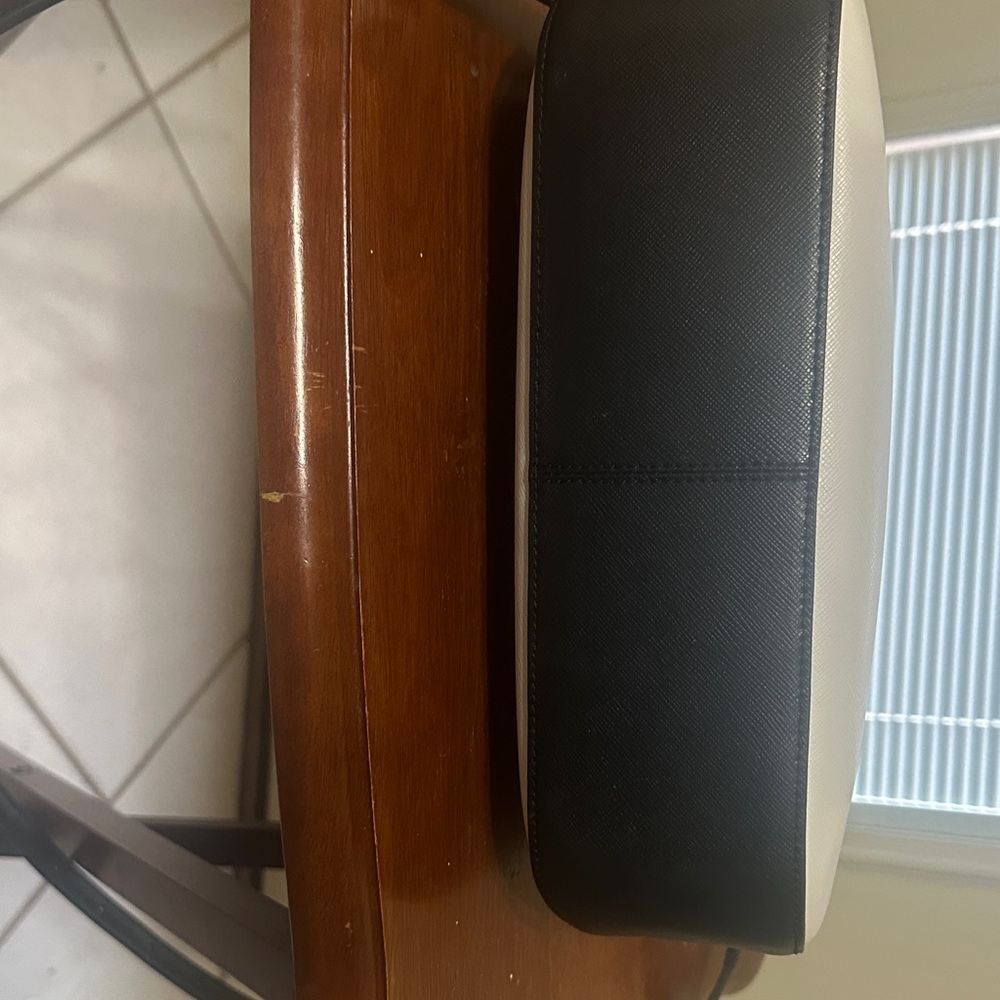 Kate Spade Tan and White Shoulder Bag - Picture 3 of 4